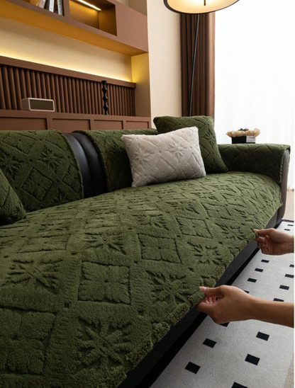 Chunky Knit Winter Sofa Cover in Warm Tones